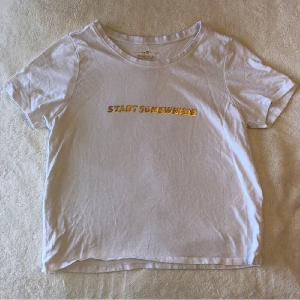 Gold and White Fitted Short Sleeve Tee